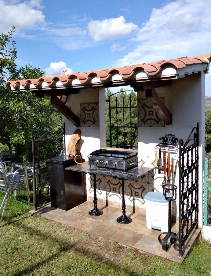 Aloja. entero El Mirador de Acebo 4 estrellas piscina Exterior foto